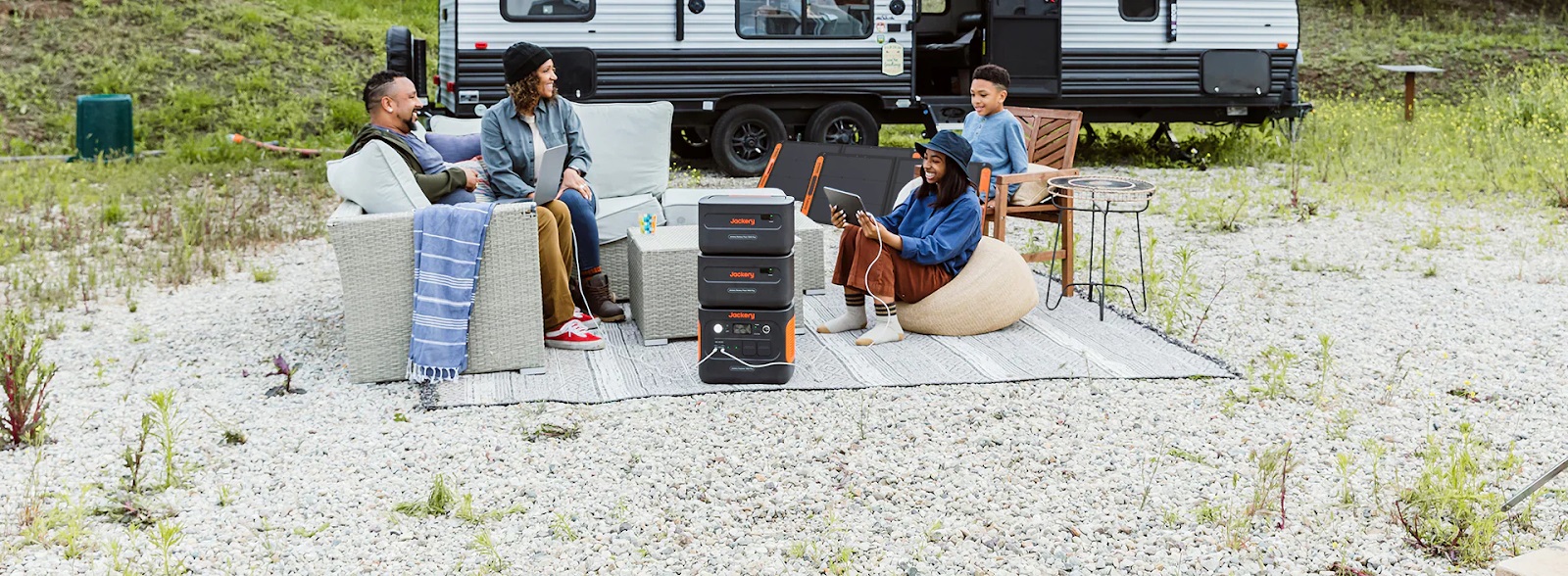 5 Tips for Winter Camping and the Essential Role of a Solar Powered Generator